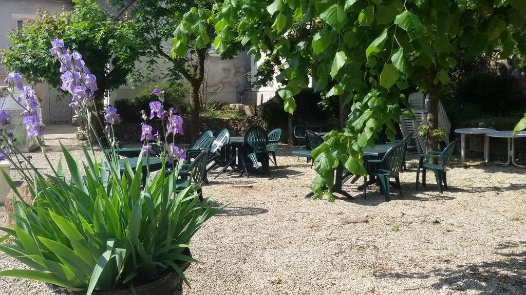Auberge Le Rabelais Malay-le-Petit Exterior photo