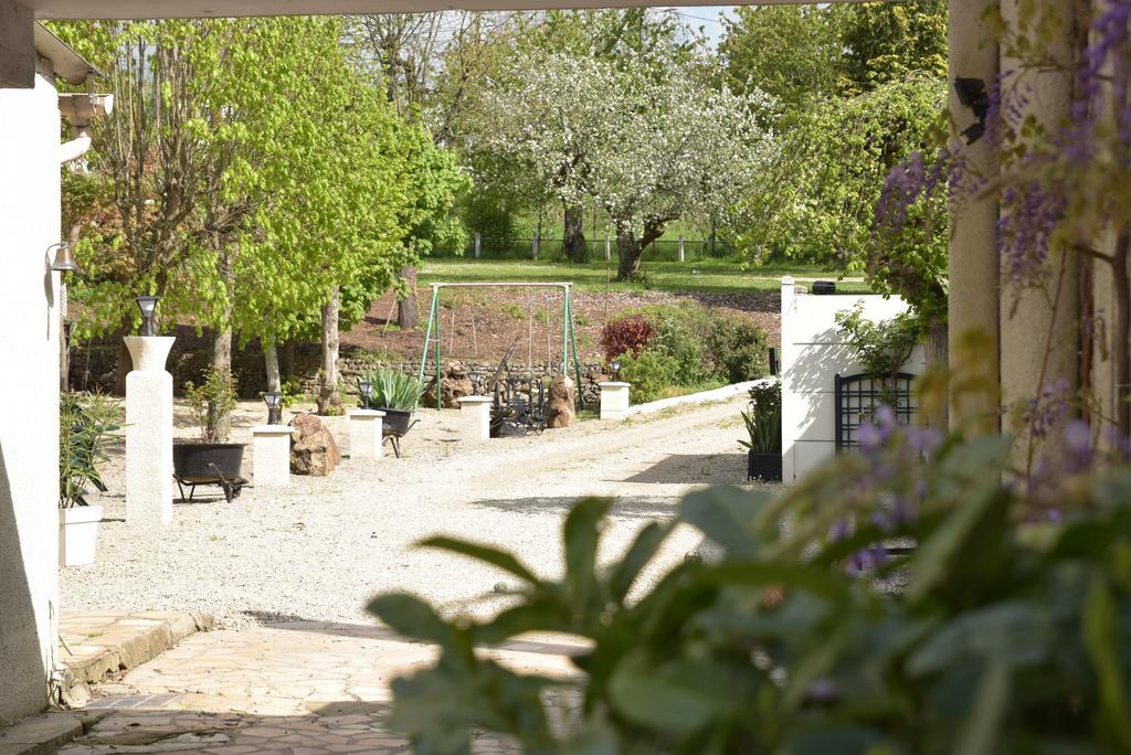 Auberge Le Rabelais Malay-le-Petit Exterior photo