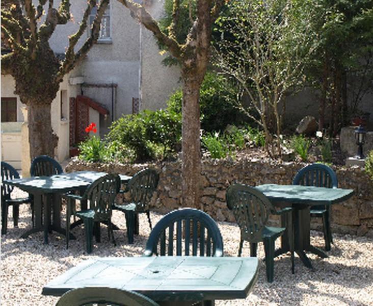 Auberge Le Rabelais Malay-le-Petit Exterior photo