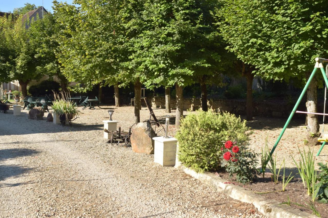 Auberge Le Rabelais Malay-le-Petit Exterior photo